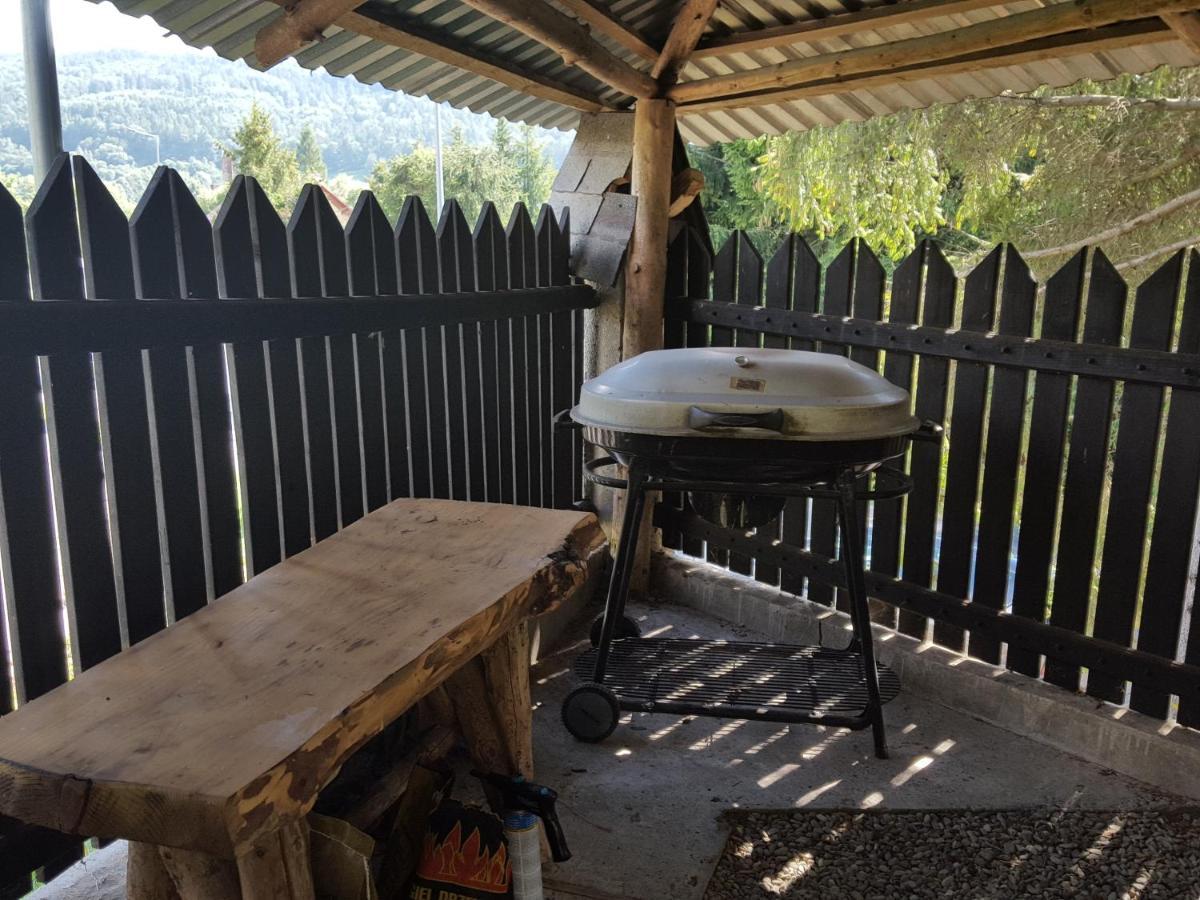 Pokoje Goscinne U Gochy Ustrzyki Dolne Exterior foto